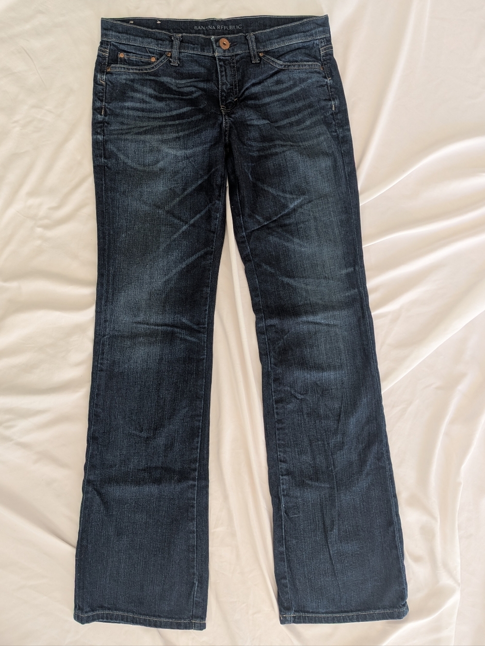 Banana Republic Dark Wash Low Rise Bootcut Jeans Size 28 / 6R - 32" Inseam